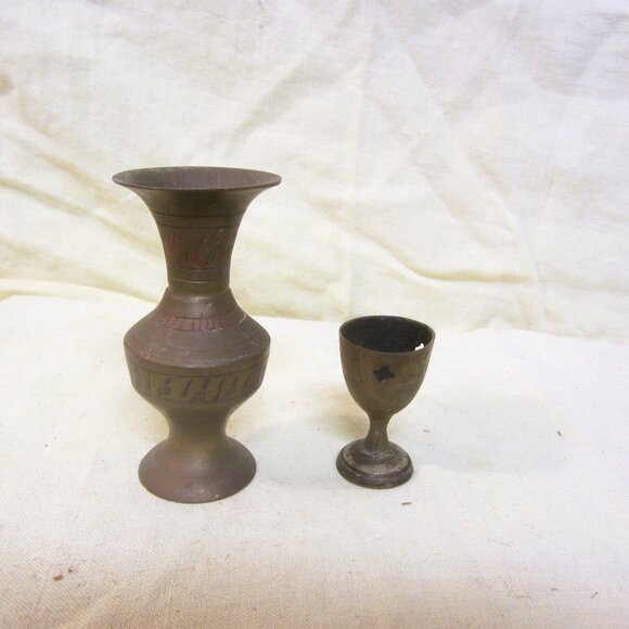 UNIQUE VTG MINI BRASS URN & CUP SET VERY CUTE - Picture 1 of 8